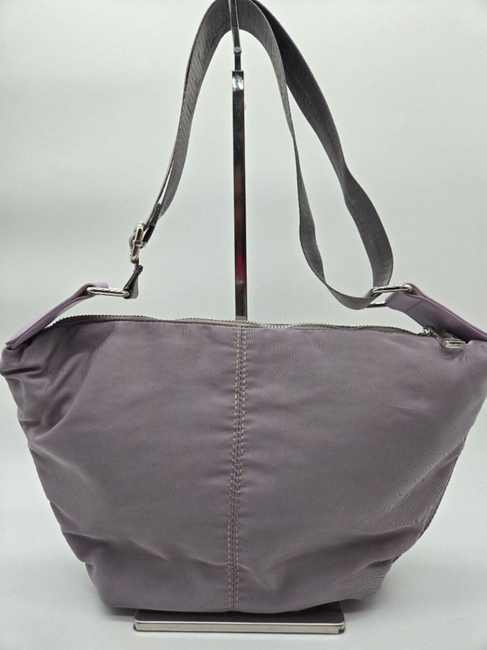 Nicole Miller Purple Puffer Crossbody Bag Branded Strap Lightweight Tote EUC